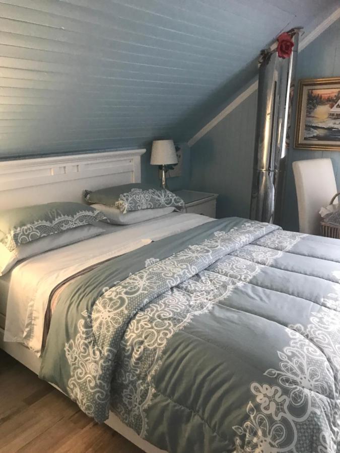 Couette-café Des Iles 3*